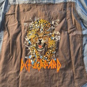 Universal Threads/Def Lepard denim